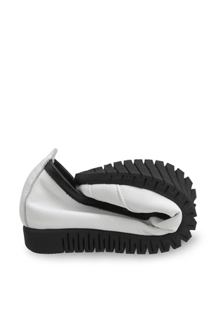 Comfort Line Beyaz Siyah Deri Kadın Ayakkabı