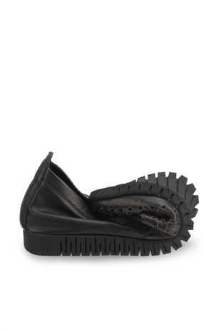 Comfort Line Siyah Deri Lazer Kesim Kadın Ayakkabı